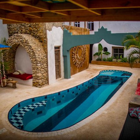 Firefly West Wing Hotel Bagamoyo Buitenkant foto