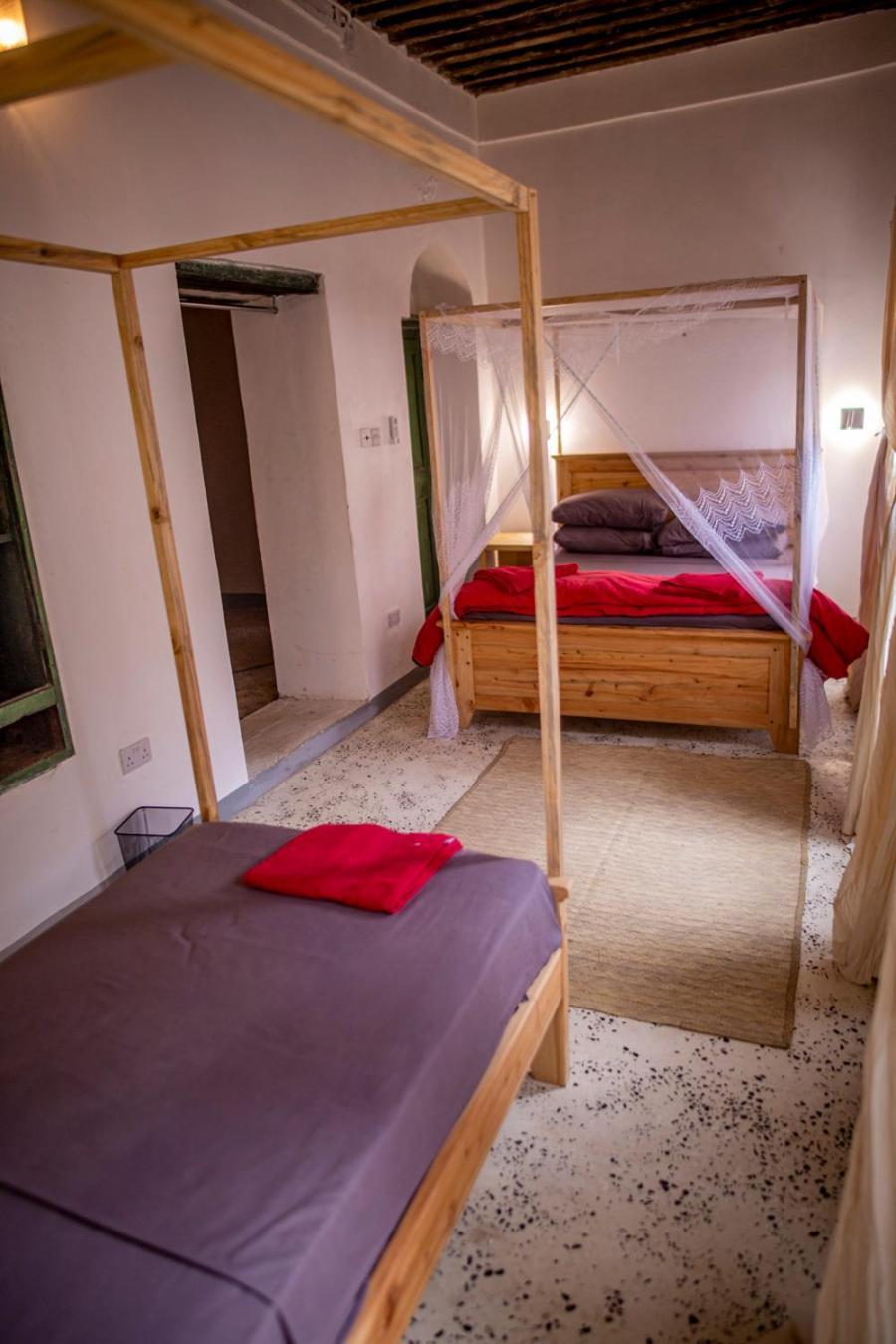Firefly West Wing Hotel Bagamoyo Buitenkant foto